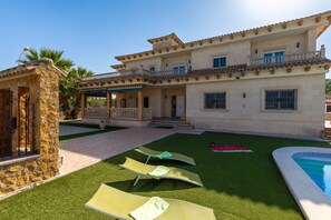 Villa