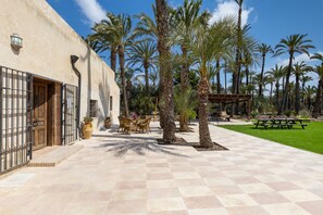 4 bedrooms