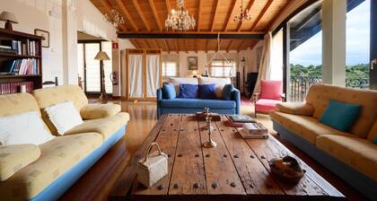 Wine Escape by Fidalsa