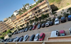 2 عدّة غرف نوم