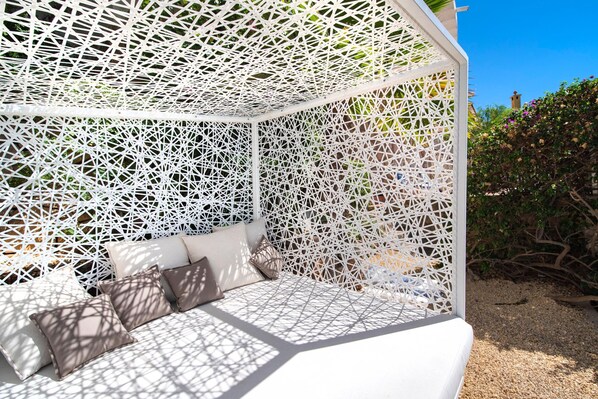 2 bedrooms, Internet