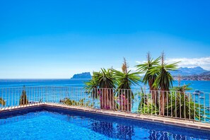 Villa | 2 bedrooms, Internet - Cap d Or in Moraira With 3 Bedrooms and 2 Bathrooms (Teulada)