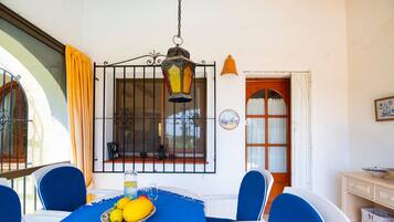 Villa | 2 bedrooms, Internet
