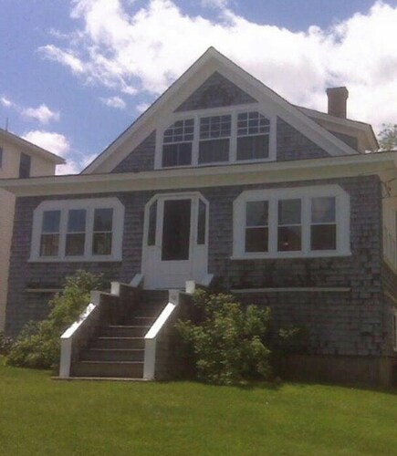 Cozy Cottage by the Sea - Y672