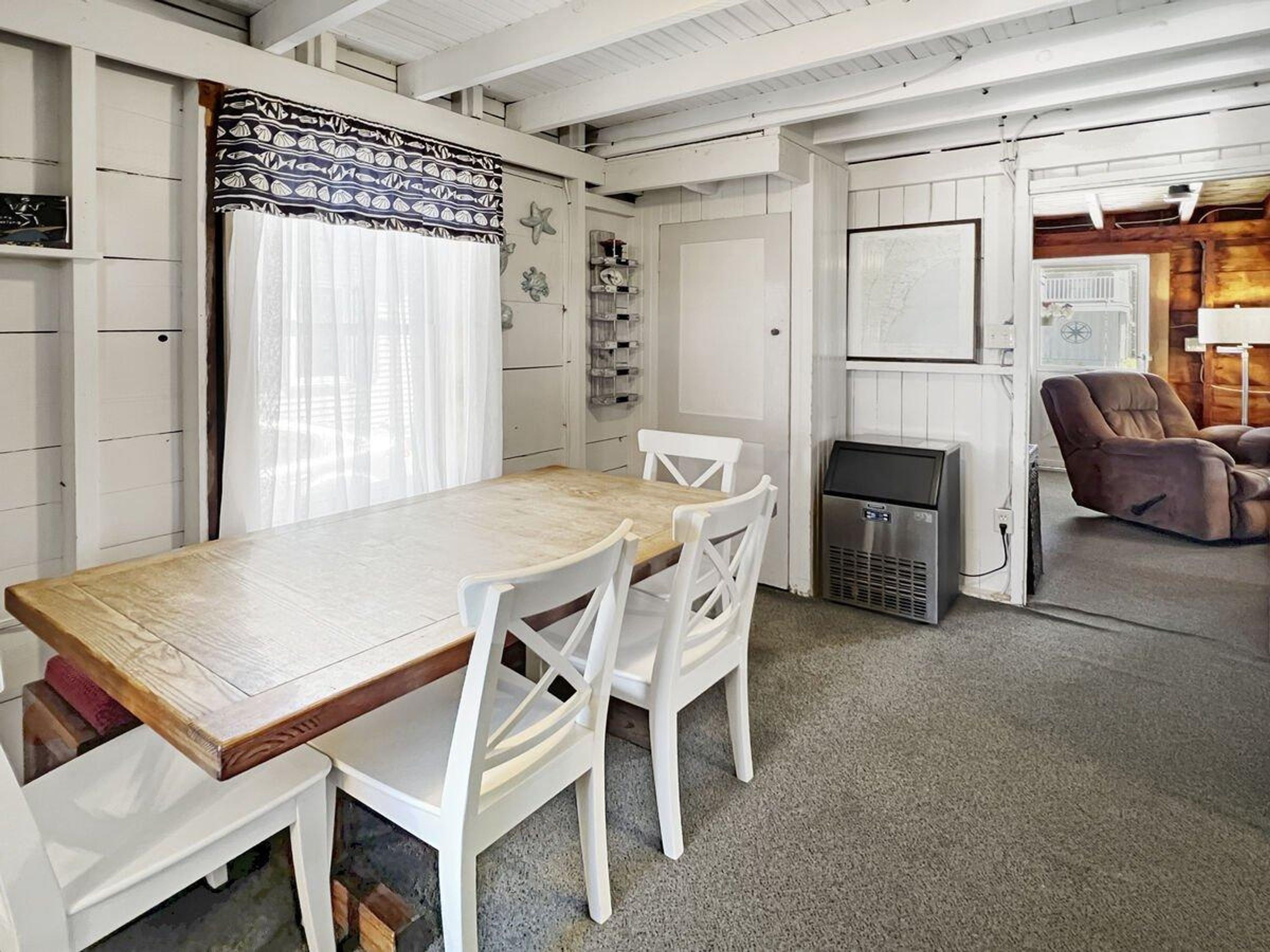 4 عدّة غرف نوم