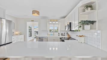 House | 5 bedrooms, Internet