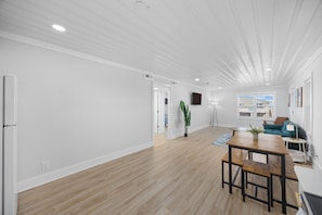 Apartment | 2 bedrooms, Internet - Surf Sun Pura Vida - 3 (North Myrtle Beach)