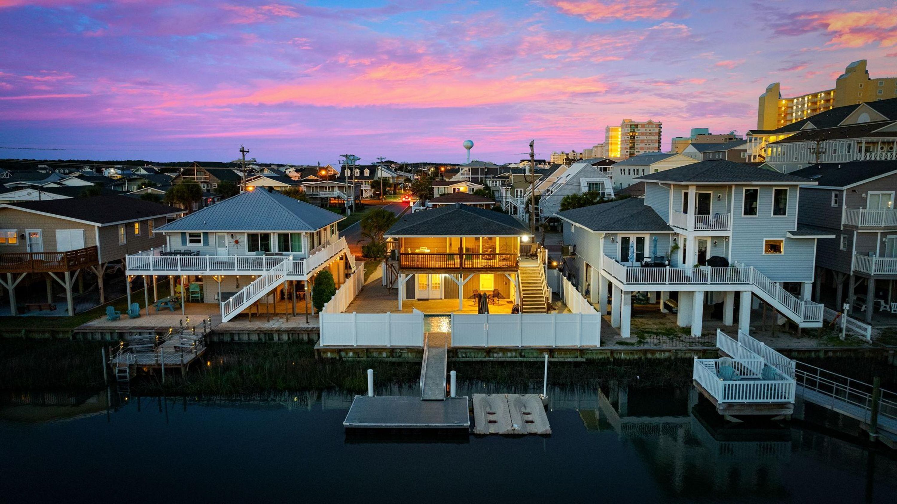 House | 5 bedrooms, Internet