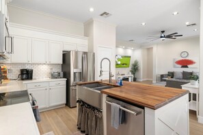 House | 4 bedrooms - Dublin in Gilbert With 4 Bedrooms and 2 Bathrooms (Gilbert)