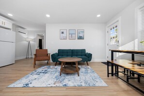 Apartment | Living area