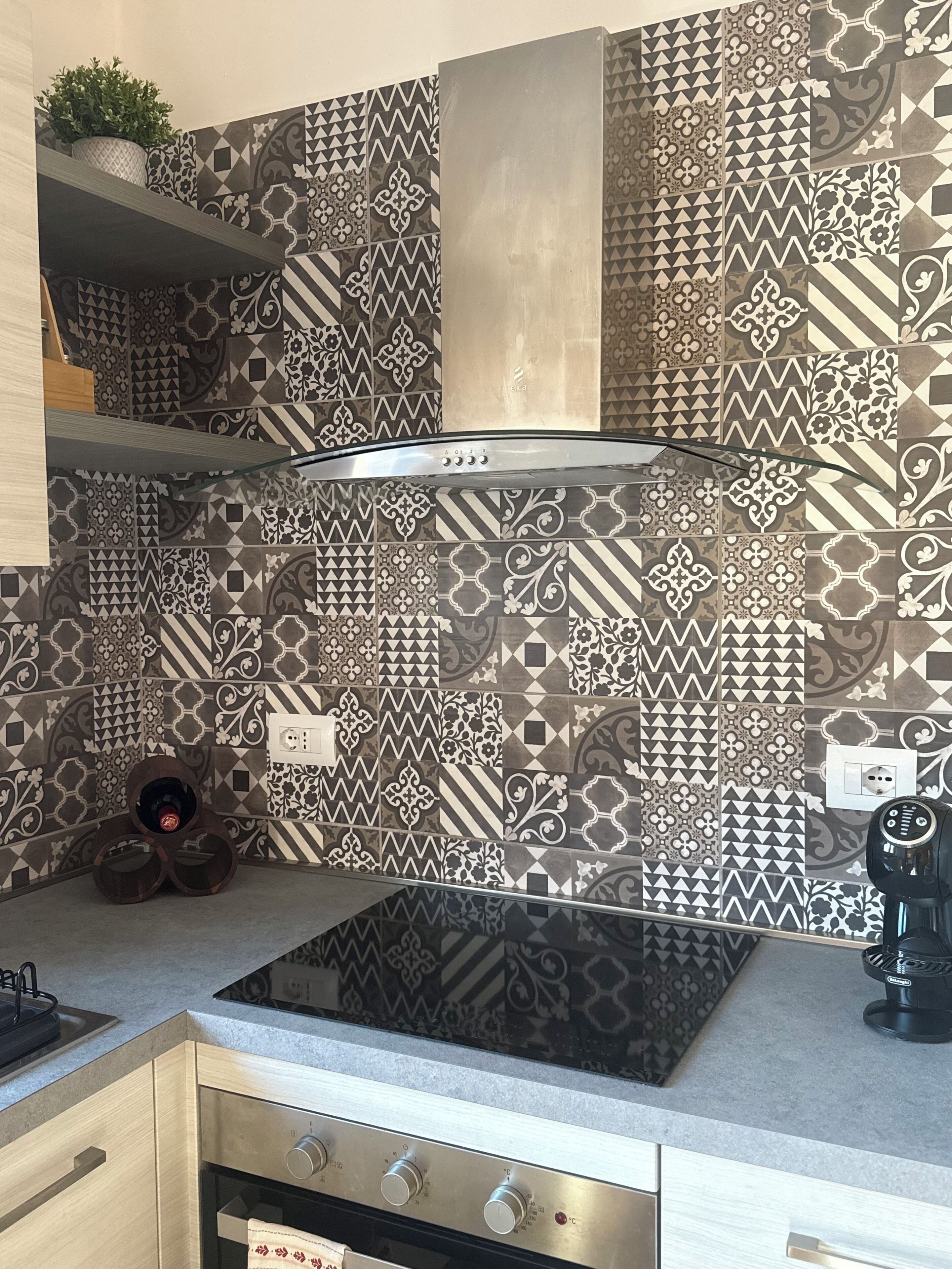 Microondas, horno, parrilla de estufa y lavavajillas 