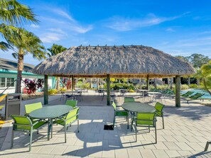 Outdoor dining - QTS4361 Summary:<br>Stor (Kissimmee)