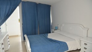 Iron/ironing board, free WiFi, bed sheets - Casa Darias Duplex 1A (Valle Gran Rey)