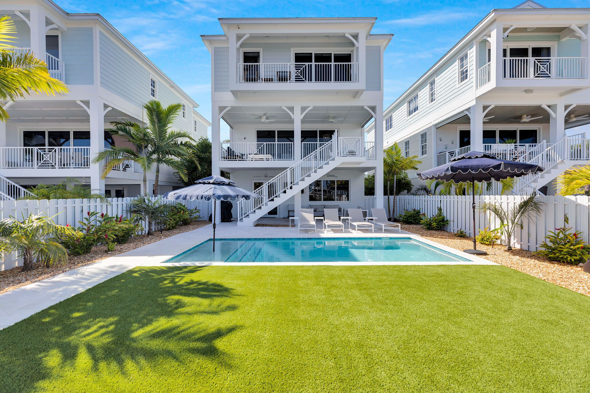 Een verwarmd zwembad