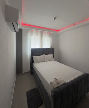 3 chambres, accès à Internet, literie fournie