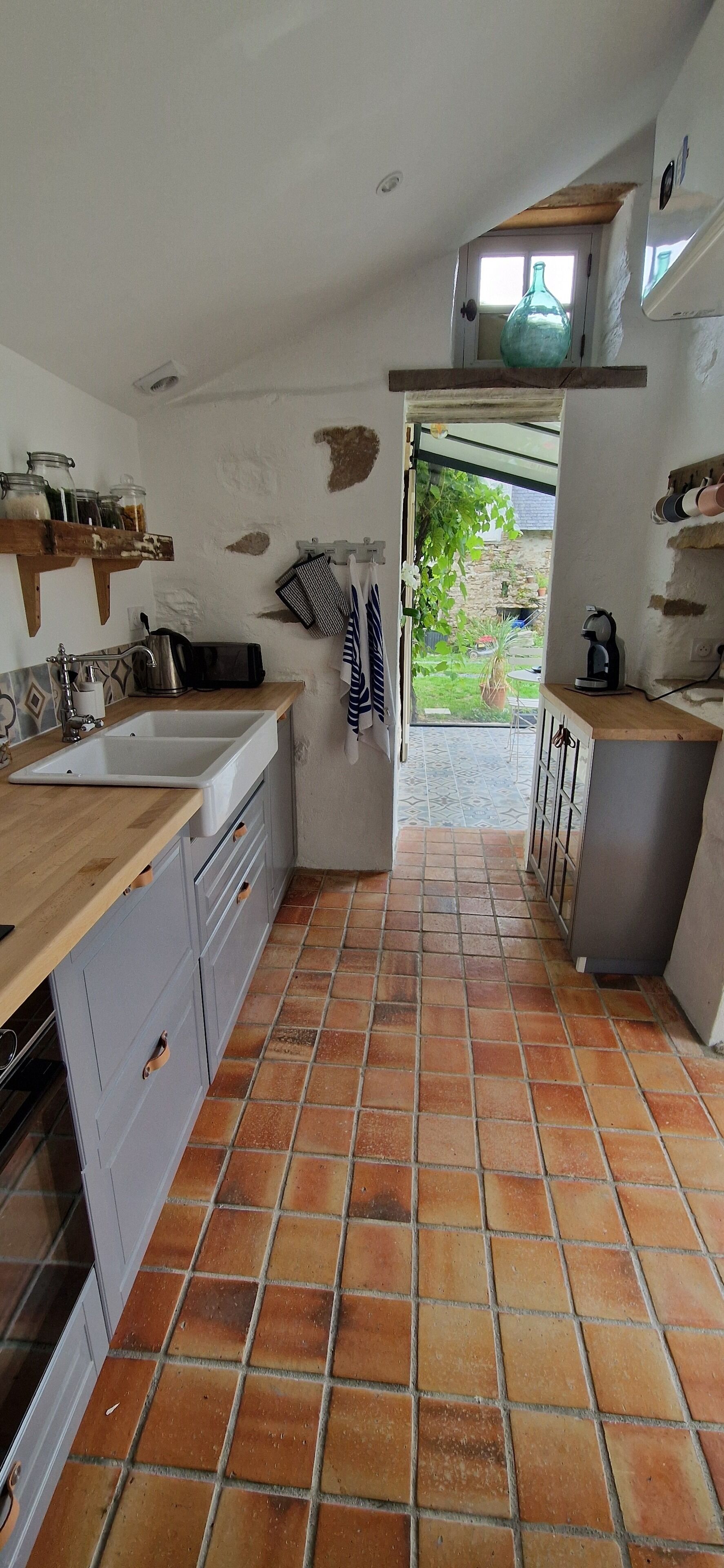 Microonde, forno, piano cottura, lavastoviglie