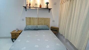 1 quarto, ferros/tábuas de passar roupa, Wi-Fi, roupa de cama