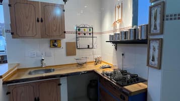 Microwave, stovetop