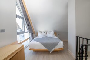 Apartment | 8 bedrooms