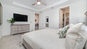 5 室のベッドルーム、WiFi、ベッドシーツ