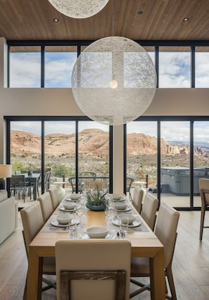 House | 7 bedrooms
