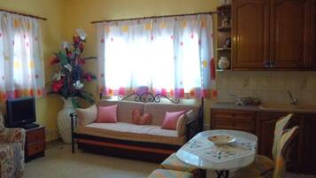 Apartment, Smoking | 2 bedrooms