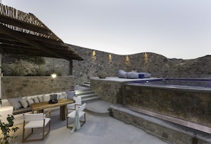 Villa, Smoking