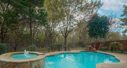 5BR Oasis w/ Pool • Steps from Lake Ray Hubbard