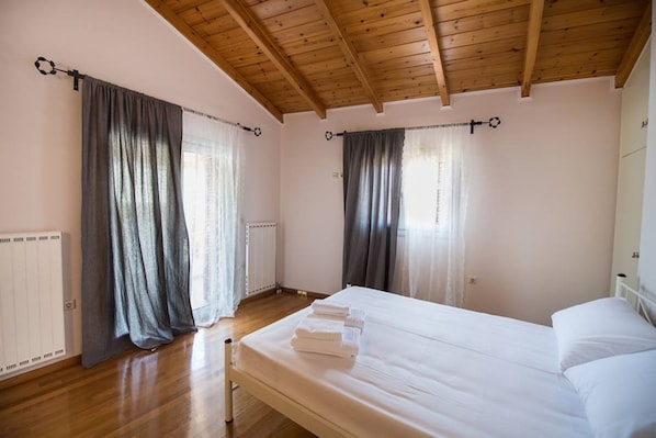3 bedrooms
