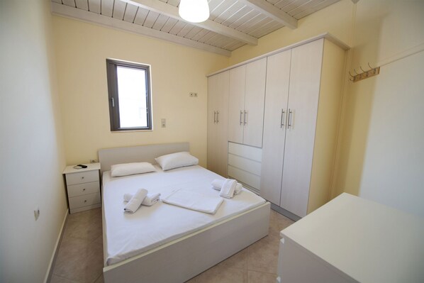 2 bedrooms