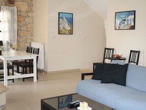 House, Smoking | 3 bedrooms