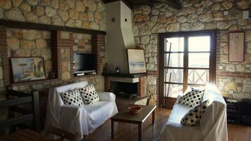 House, Smoking | 2 bedrooms