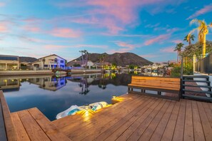 Property grounds - Pool| Lake Views |Private Dock |Paddleboat |Oasis (Glendale)