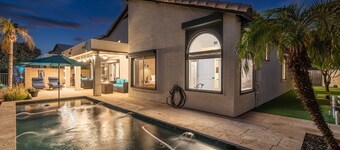 Pool| Lake Views |Private Dock |Paddleboat |Oasis