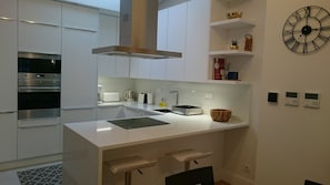 2 bedrooms, Internet