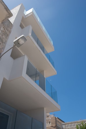 Apartment, Accessible | 3 bedrooms, Internet
