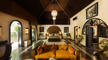 Luxury Suite, Garden View
