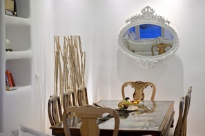 Villa, Smoking | 5 bedrooms, Internet