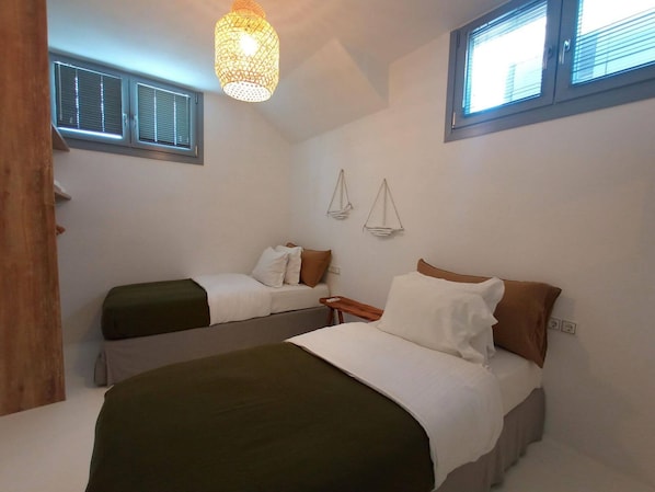 Villa, fumeurs | 5 chambres