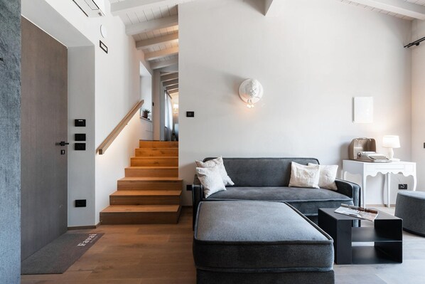 Studio | 4 bedrooms
