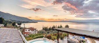 Magical View Villa Asproneri Kamena Vourla
