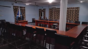 Apartment, Accessible, Smoking | 20 bedrooms, Internet