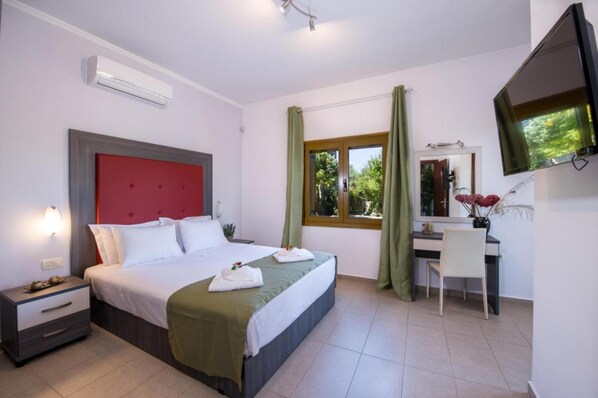 Villa | 4 bedrooms, Internet