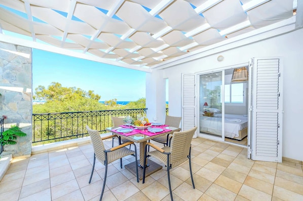 Villa (3 Bedrooms) | Exterior