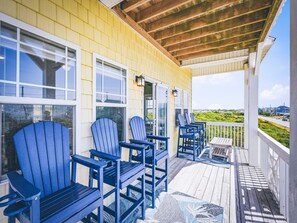 Property grounds - Lovin' Lowe Tide | Pet-Friendly, Elevator + Ocean Views (North Topsail Beach)