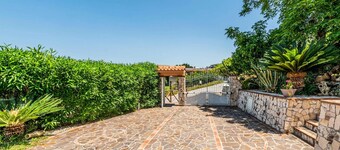 Delightful 4 bed Villa With Pool Stunning Views