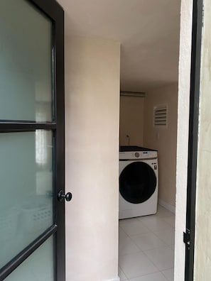 House | 1 bedroom, Internet