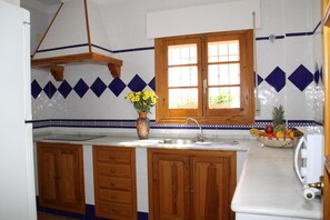 Apartment | 2 bedrooms, Internet