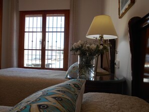 2 bedrooms, Internet
