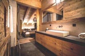 Apartment | 4 bedrooms